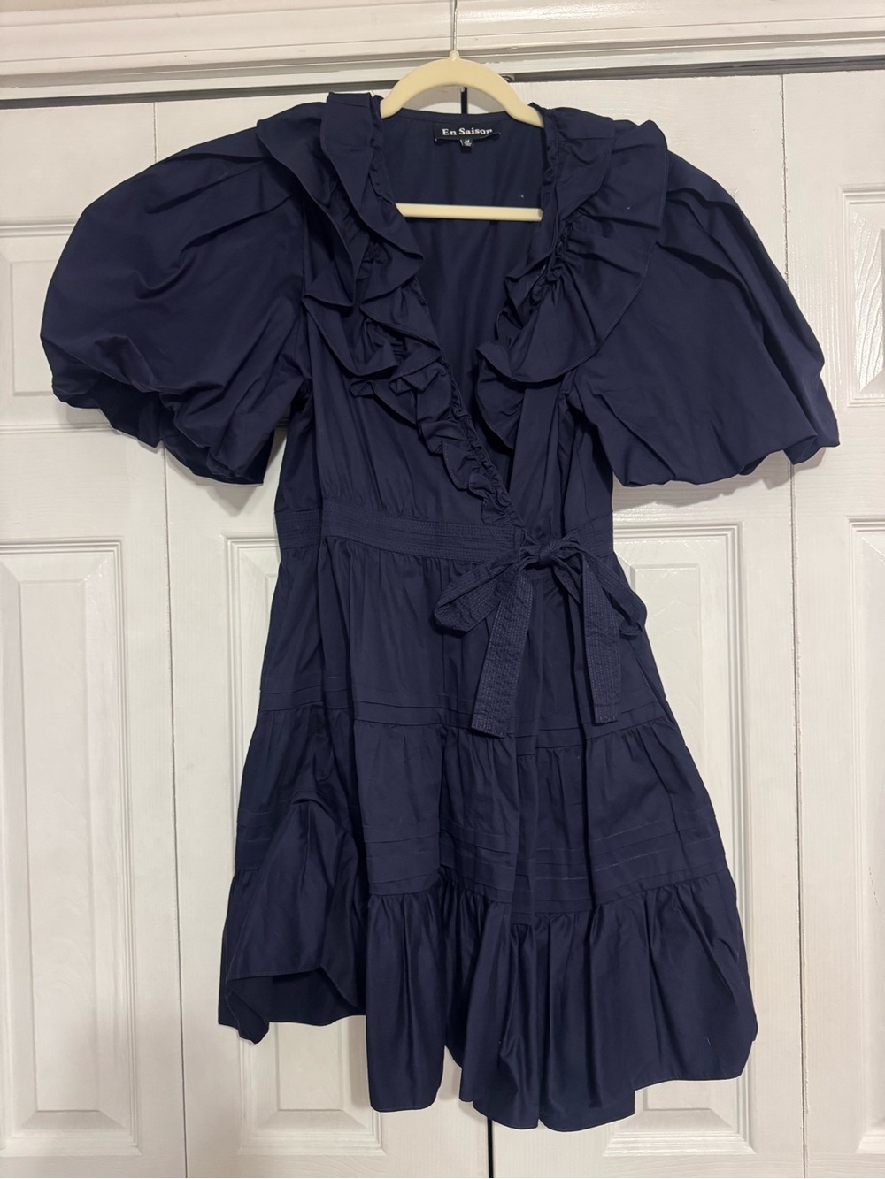En saison ruffle dress